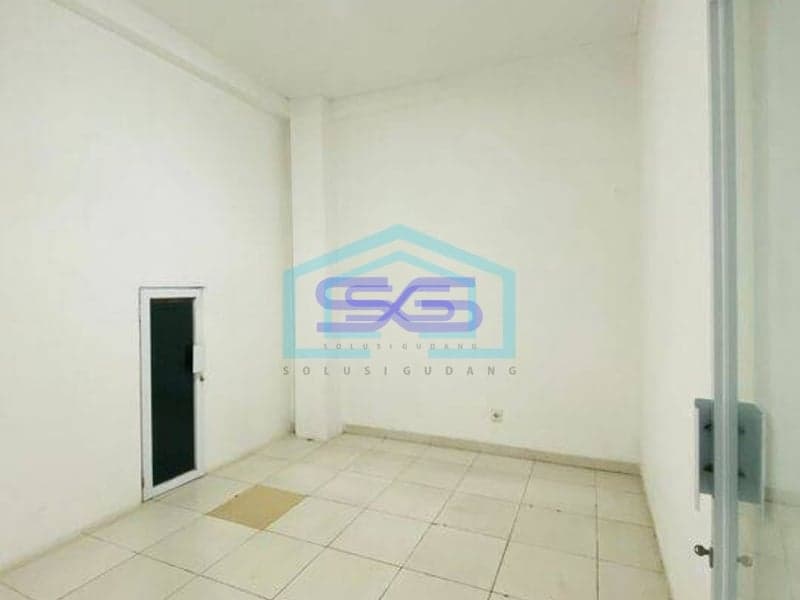 Disewakan Ruko 3 Lantai Dengan Banyak Partisi Ruang di Sanur, Denpasar