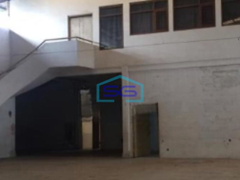 Disewakan Gudang Luas Bangunan  1800 m² di Kopo Bandung