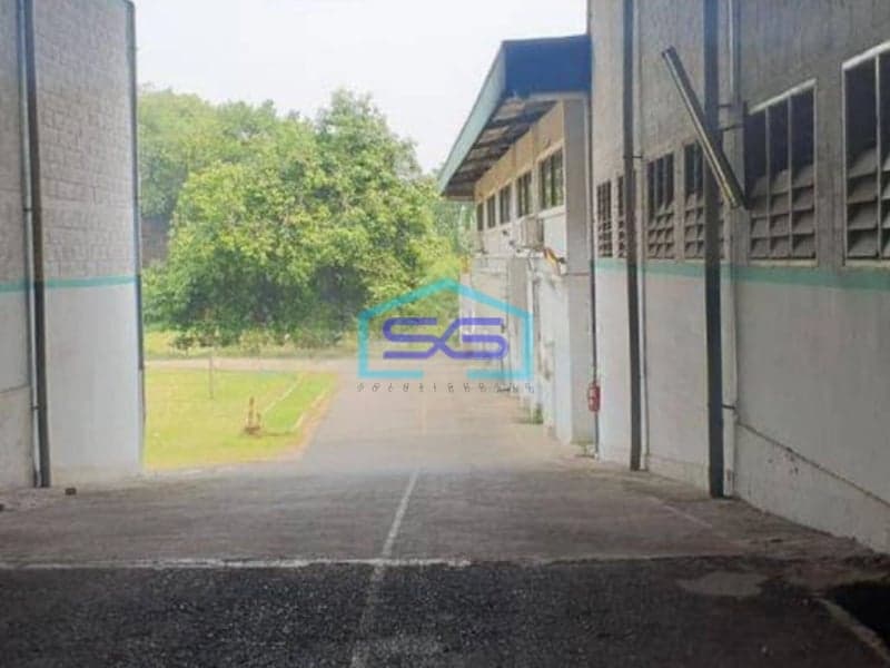 Dijual Pabrik di Pinggir Jalan Raya Narogong Cikiwul Bekasi LT 31550m2