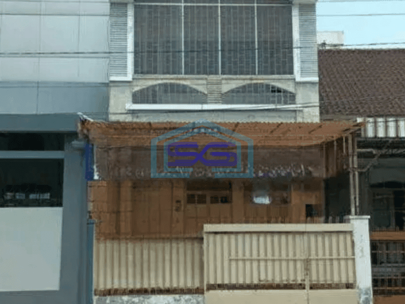 Disewa Ruko lokasi strategis kawasan kuliner di Keprabon, Solo.