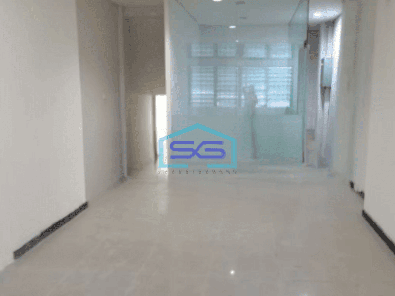 Disewakan Ruko 3 Lantai Luas Bangunan 180 m² di Tambora Jakarta Barat