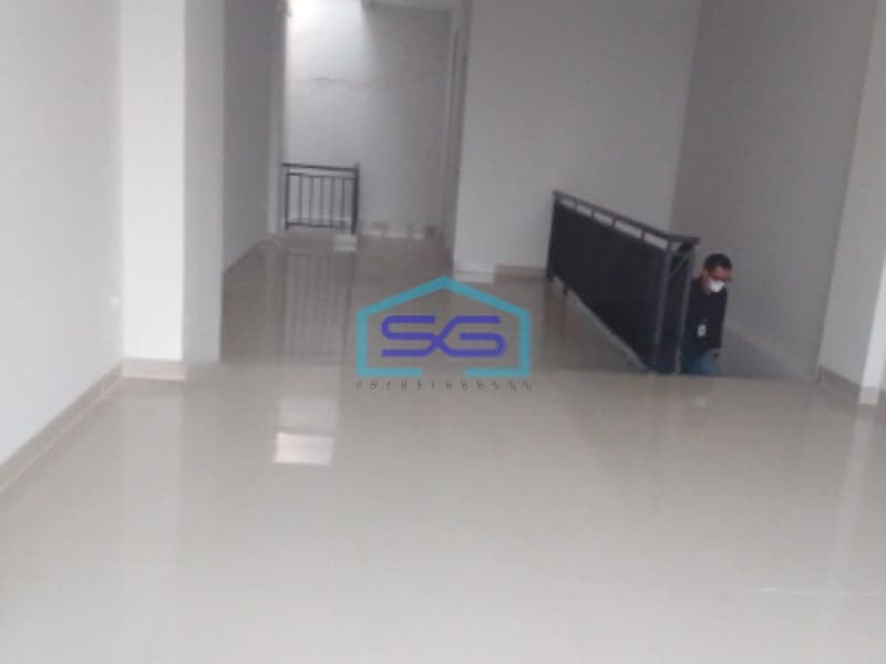 Disewakan Ruko 2 Lantai Di Area Komersial Kemang Raya Jakarta Selatan Luas Bangunan 150 m²