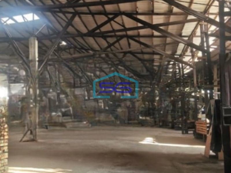 Disewakan Gudang Akses Container 40 Feet Luas Bangunan 3000 m² Lokasi Daan Mogot Jakarta Barat