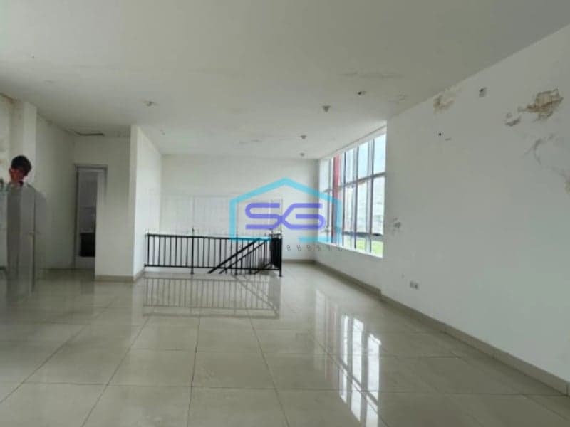 Dijual Gudang Lokasi Bebas Banjir Lokasi Kalideres Jakarta Barat Luas Tanah 324 m²