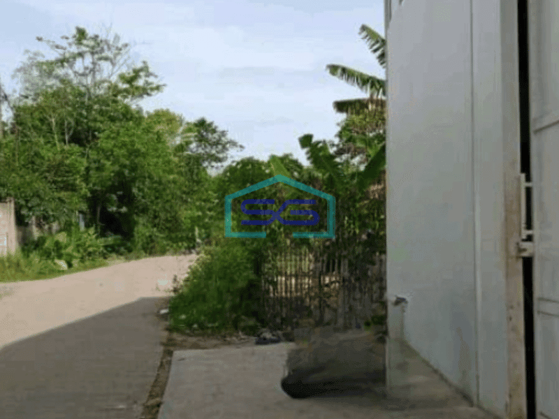 Dijual Gudang di Dekat Exit Tol Legok Tangerang Luas Bangunan  200 m²