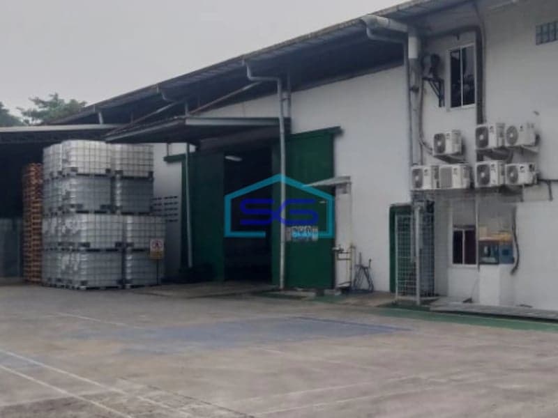 Dijual Pabrik di Curug Tangerang Luas Tanah 6157m² Ada Office