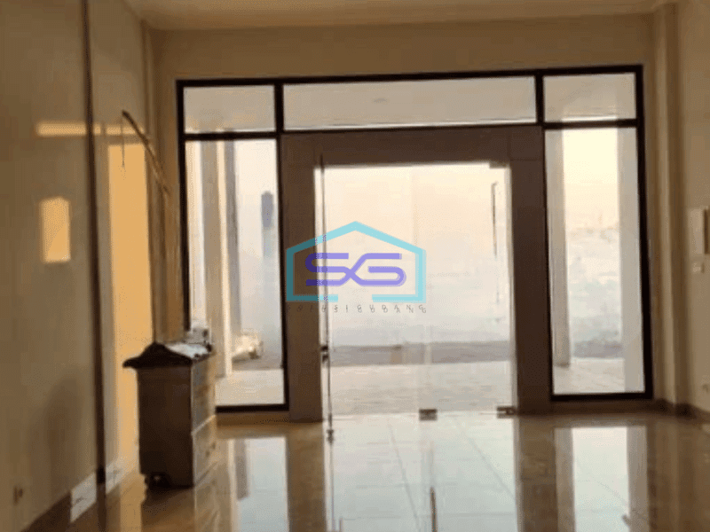 Disewakan Ruko Baru 3 Lantai Luas Bangunan  194 m² di Bekasi