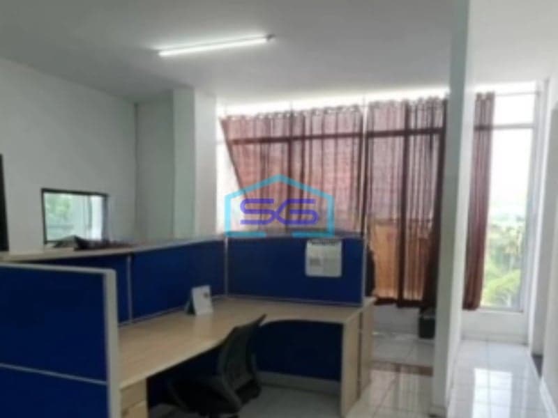 Dijual Pabrik Lokasi Strategis Luas Tanah  1229 m² Lokasi di Lippo Cikarang