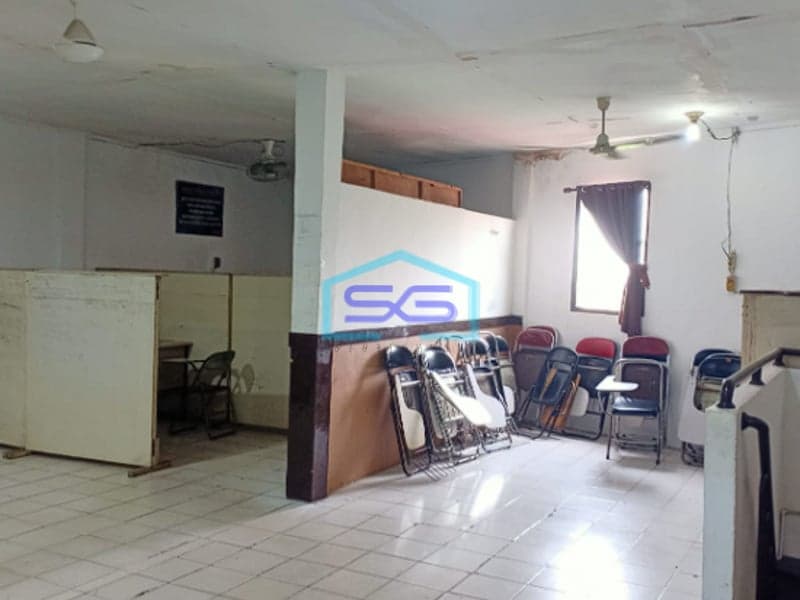 Dijual Ruko 3 Lantai yang Bagus dan Siap Pakai di Lokasi Strategis di Kertapati, Palembang! LB 288m2