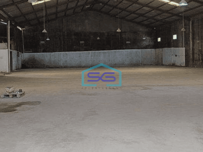 Disewakan gudang bebas bajir bagus 1600m2 di Cipondoh