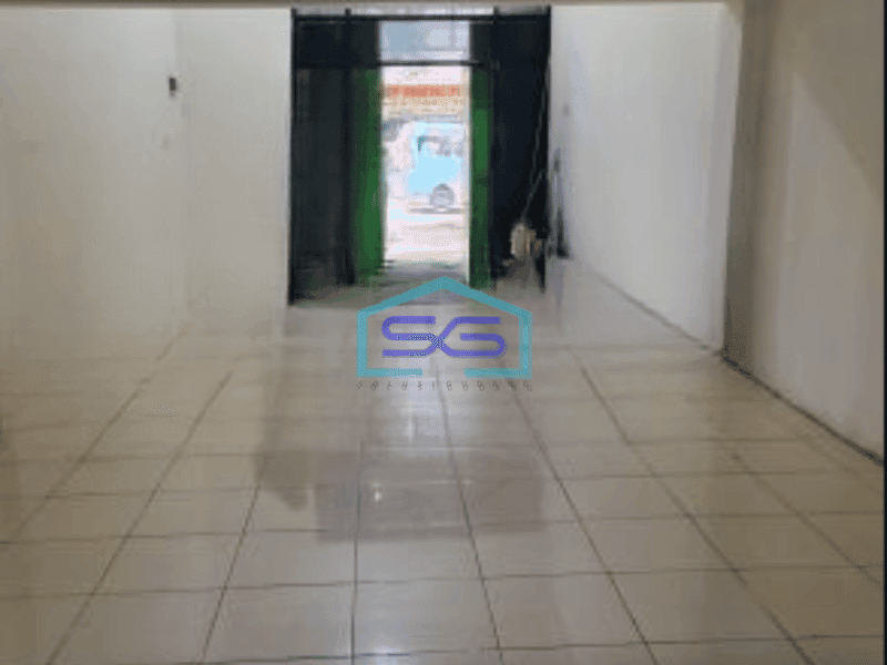 Dijual Ruko 3 Lantai di Pinggir Jalan Cengkareng Jakarta Barat Luas Bangunan  150 m²