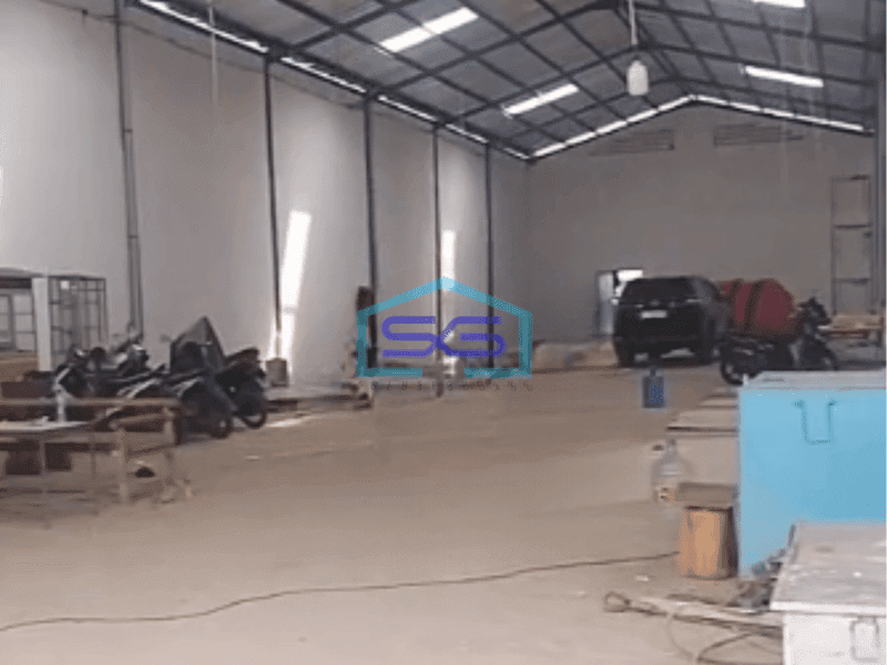 Disewakan Gudang Luas Bangunan 2400 m2 Akses Container 40 Feet di Sepatan Tangerang