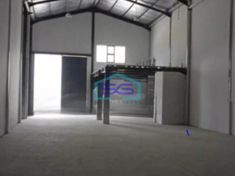 Dijual Gudang Luas Tanah 320 m² Lokasi Teluk Naga Tangerang Akses Container 40 Feet