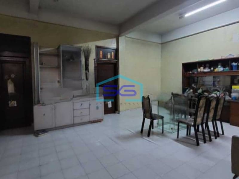 Disewakan Ruko 2 Lantai Luas Bangunan  400 m² Lokasi di Bekasi