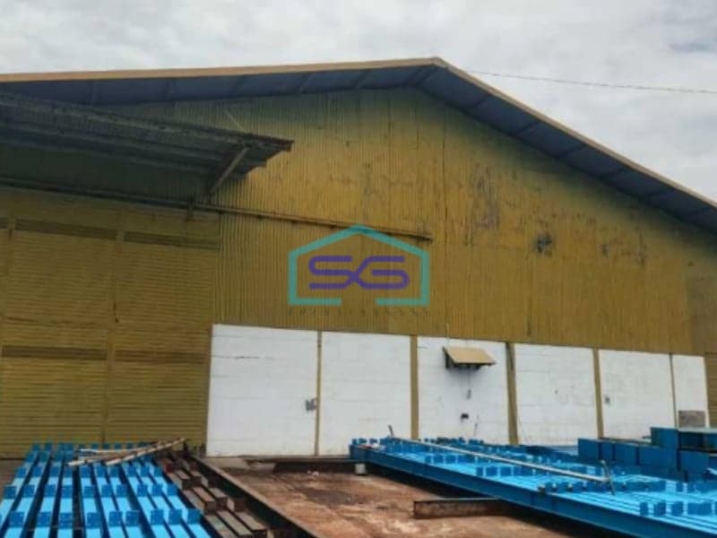 Disewakan Gudang Siap Pakai di Cileungsi Bogor Dalam Kawasan Pergudangan Akses 40 Feat Luas Bangunan  480 m²