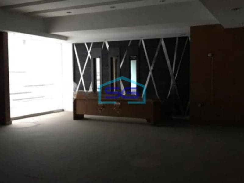 Dijual Ruang Usaha di Jalan Ambengan Surabaya Strategis Luas Tanah 656m2