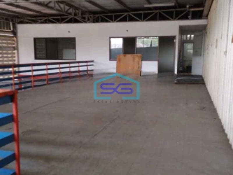 Disewakan Gudang Luas Bangunan  1000 m² Lokasi Petir Tangerang