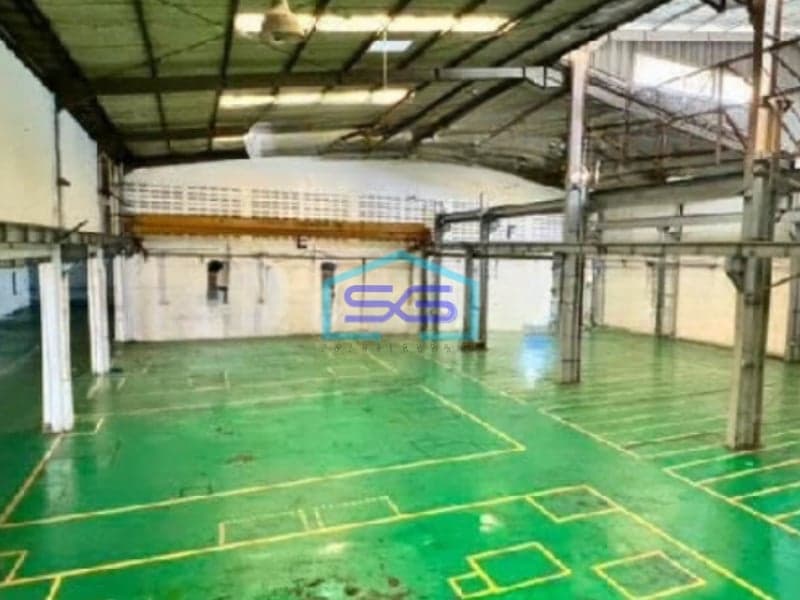 Dijual Gudang Ada Crane di Kawasan Industri Jababeka Cikarang Bekasi Luas Tanah 2720m2