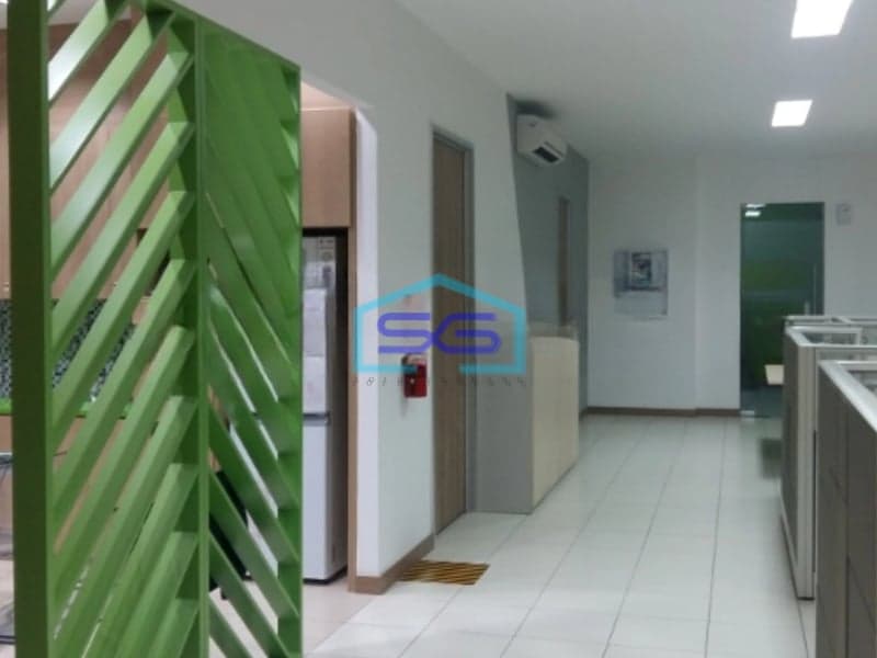 Dijual Kantor Luas Bangunan  1300 m² Lokasi Jakarta Barat