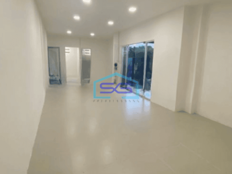 Dijual Gudang Akses Container 40 Feet Luas Tanah  2000 m² Lokasi Sepatan Tangerang