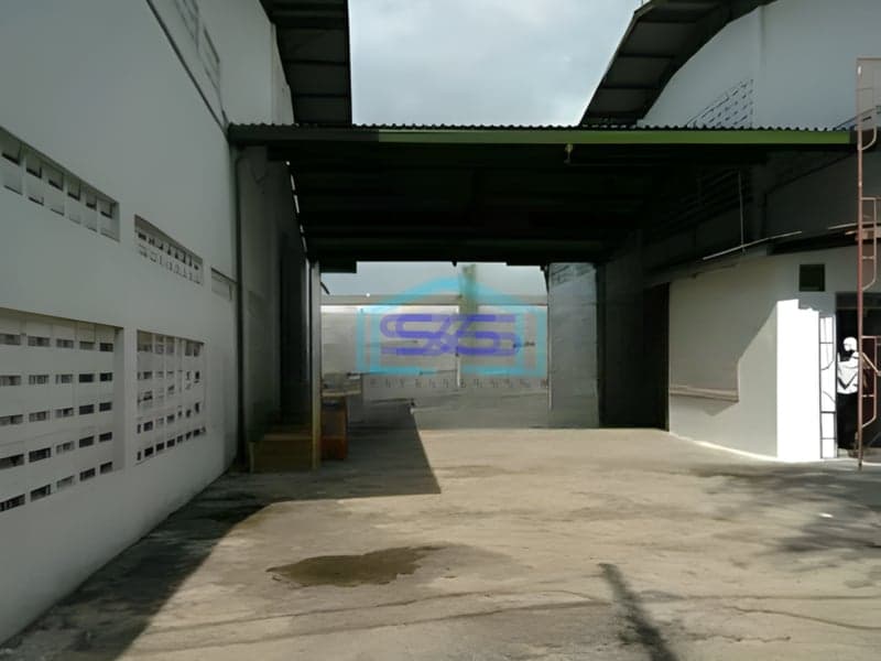 Disewakan Gudang Ada Kantor Luas Tanah 4500 m²  di Bandung