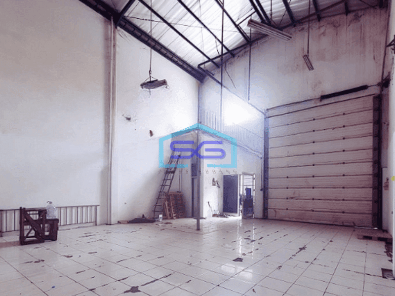 Disewakan Murah Gudang Sedayu Bizpark Cakung Jakarta Timur Luas 9x18 162m2 Lantai Keramik
