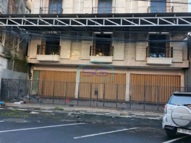 Disewakan Ruko  3 Lt Di Pasar 45 Cocok Buat Usaha Wenang, Manado Luas Bangunan  450 m²