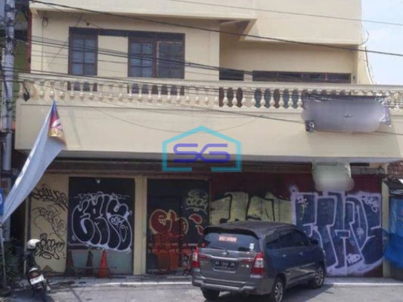 Disewakan Murah Ruko 3 Lantai di Sleman Yogyakarta LB 900m2