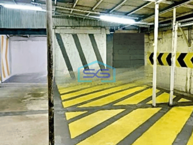 Disewakan Gudang Akses Container 40 Feet di Pantai Indah Kapuk Jakarta Utara Luas Tanah  200 m²