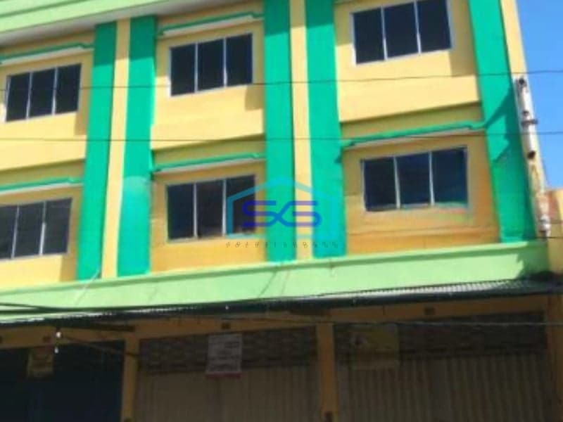 Disewakan Ruko 3 Lantai Luas Bangunan 200 m² Lokasi Bebas Banjir di Surabaya