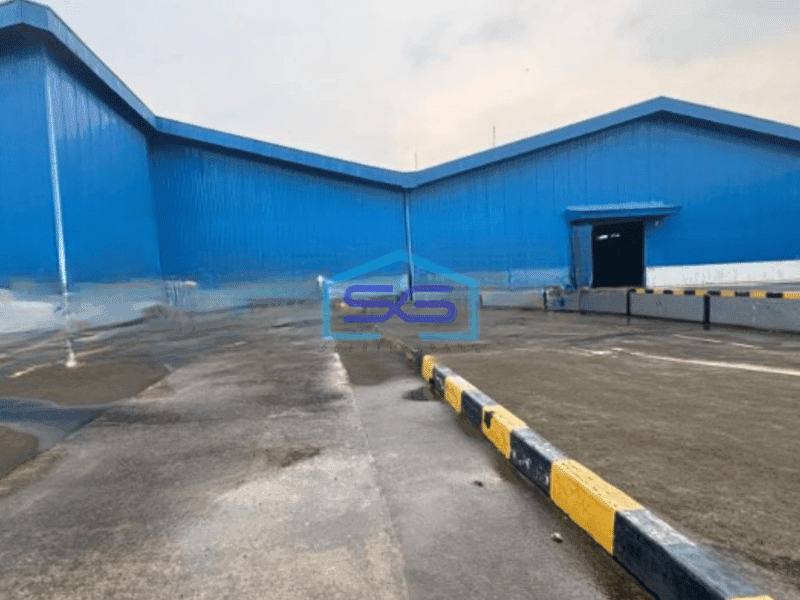 Disewakan Gudang Ada Loading Dock Luas Bangunan 5920 m² di Cikarang Bekasi
