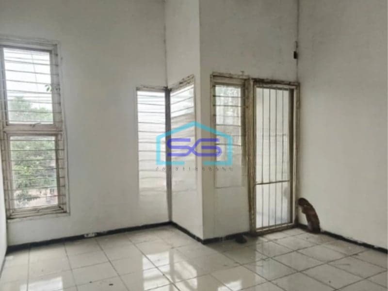 Dijual Ruko Luas Bangunan 148 m² Lokasi Strategis di Gading Malang