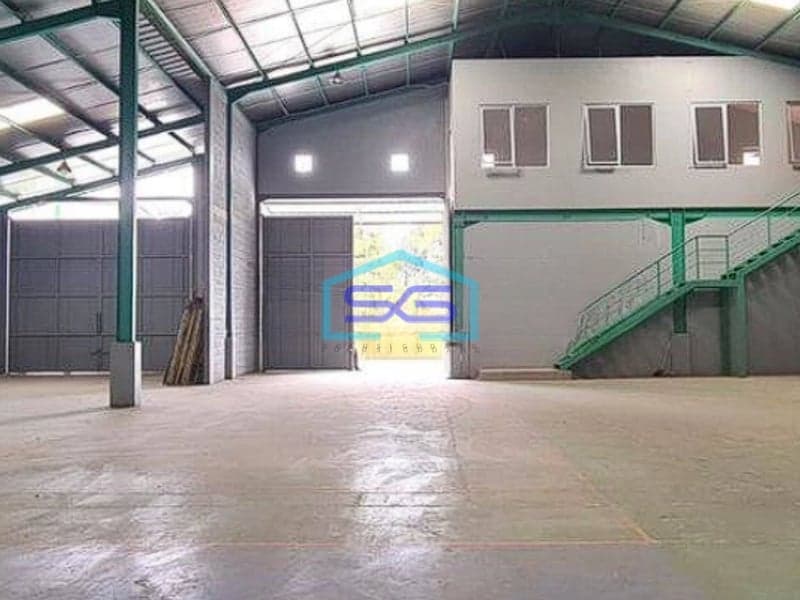 Disewakan Gudang Baru Pusat Kota Sayap Jln. Sudirman Bandung Luas Tanah 600m2