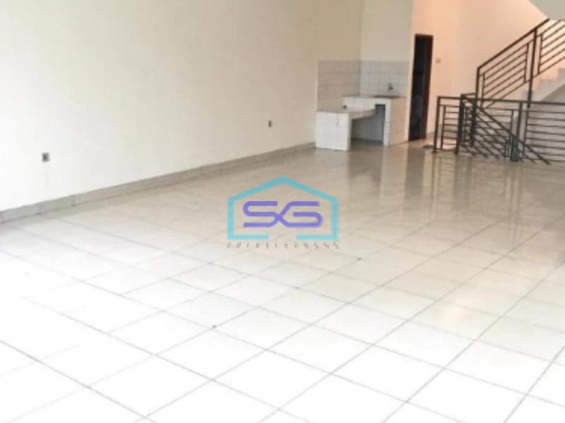 Disewakan Ruko Pinggir Jalan Di Batas Kota Jend Sudirman Bandung Luas Bangunan 220 m²