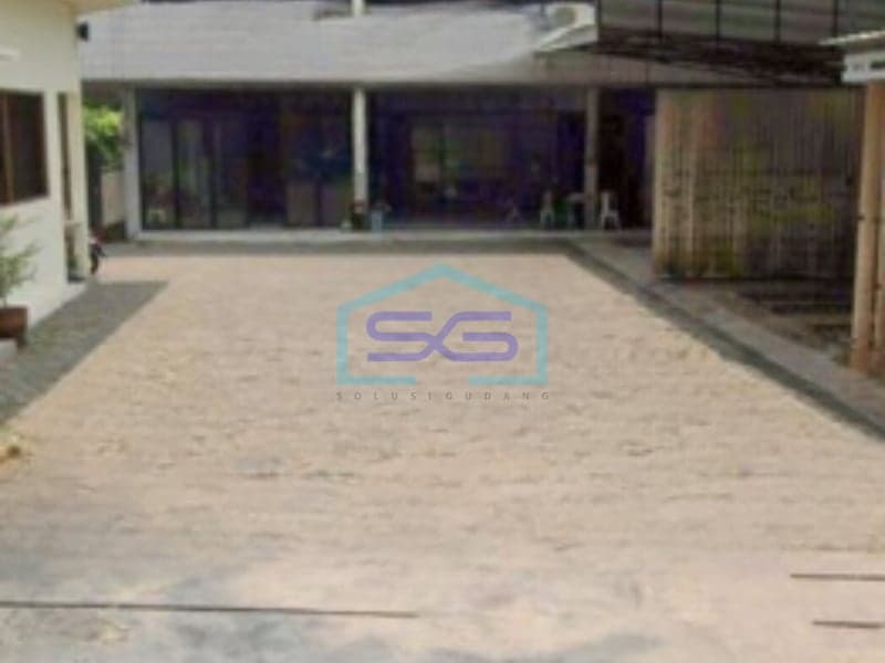 出售：宽敞商铺，占地200平方米，无洪水，位于南丹格朗宾打罗，可立即入住