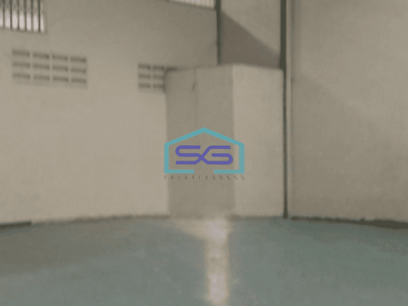 Disewakan Gudang Ada Kantor Luas Bangunan  1688 m² di Penggilingan Jakarta Timur