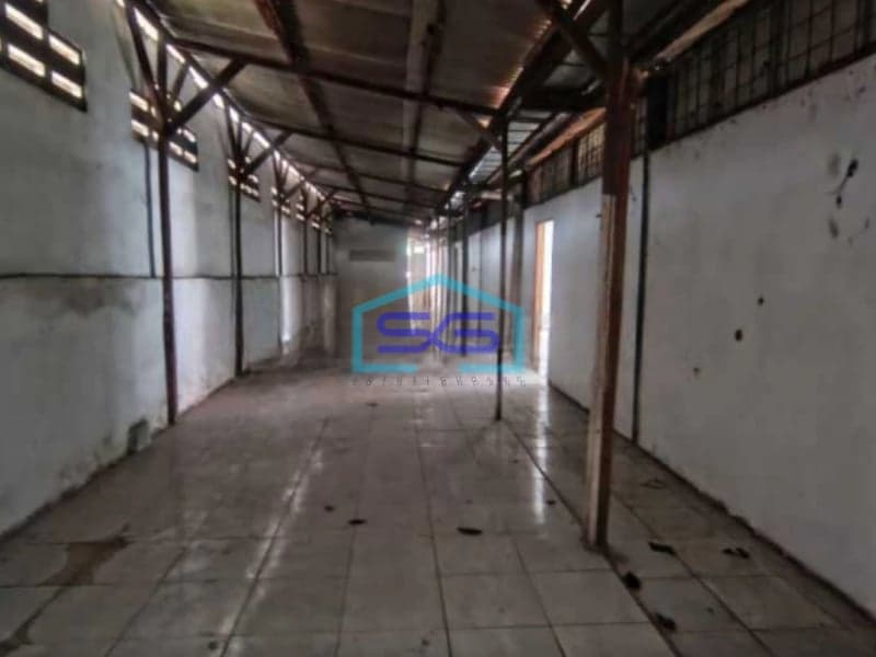 Disewakan gudang di Alternatif Cileungsi Cibubur (Transyogi) Bogor Luas Bangunan  400 m²
