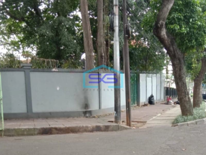 Dijual Tanah Luas Posisi Hoek Di Kawasan Elite Pinggir Jalan Menteng, Jakarta Selatan