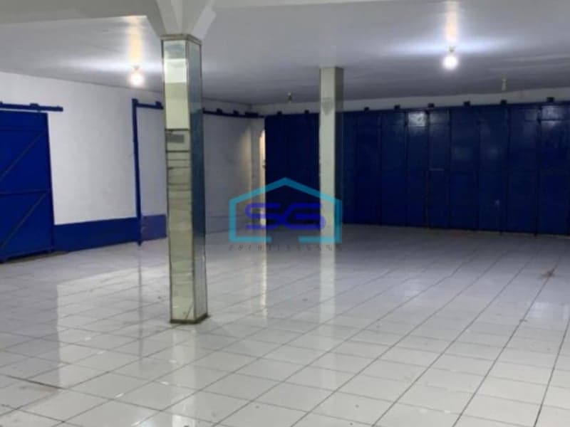 Disewakan Ruko Lokasi Pinggir Jalan Raya Luas Bangunan  500 m² di Tangerang