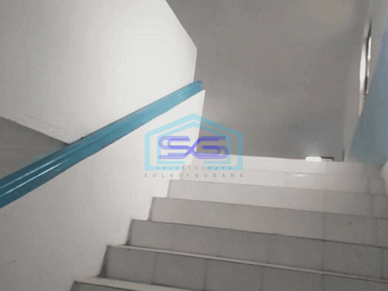 Gudang 2400m di dekat Maumbi Manado disewakan