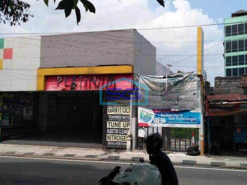 Dijual Ruko Super Strategis di Jalan Palagan Sleman Cocok Kantor/Usaha LB 600m2