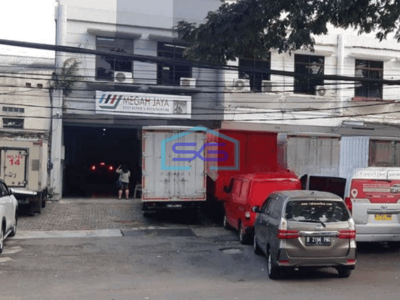 Dijual 4 Ruko Rendeng Harga Tanah di Bkr Mainroad Bandung Kota LB 2000m2