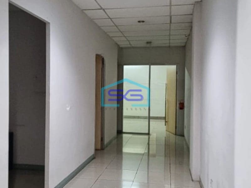 Disewakan Ruko 4 Lantai Dengan Lokasi Strategis Daerah Mampang Prapatan Jakarta Selatan LB 385m2