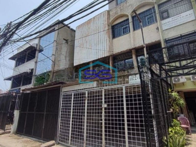 Disewakan Ruko Strategis Siap Pakai di Cideng Timur Jakarta Pusat LB 300m2