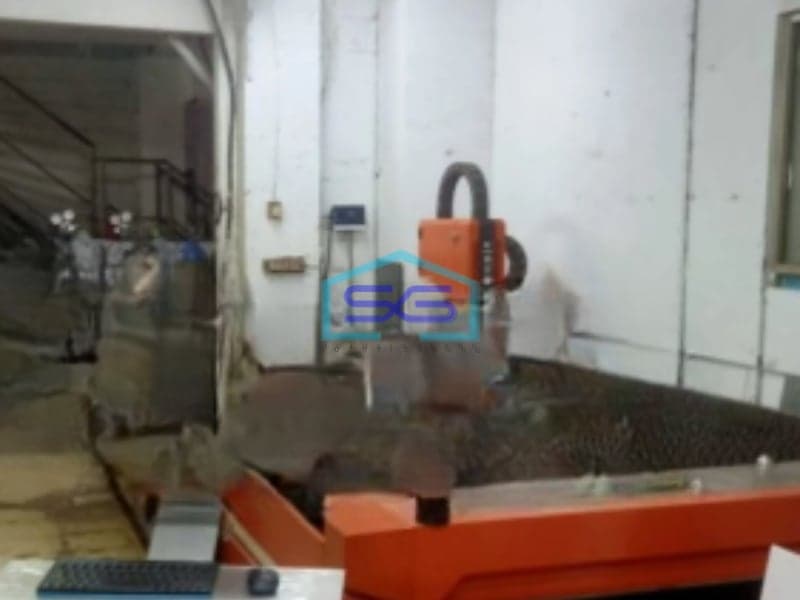 Dijual Pabrik Ada Lift Barang Luas Tanah  900 m²Lokasi Pondok Labu Jakarta Selatan