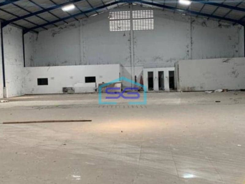 Disewakan Gudang Strategis Luas Tanah 1700m2 Zona Kuning Lokasi Colomadu Solo