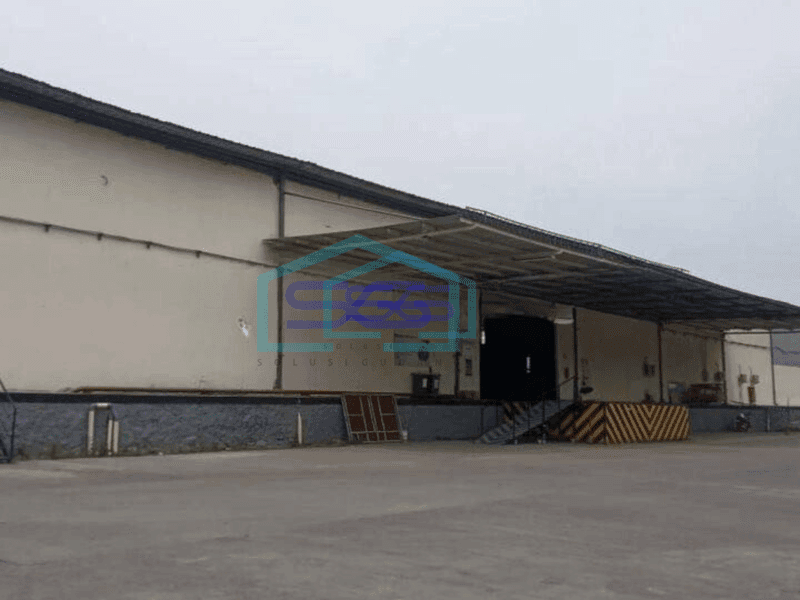 Disewa Gudang siap pakai. Tinggi dari jalanan, anti Banjir. Ceilingnya tinggi