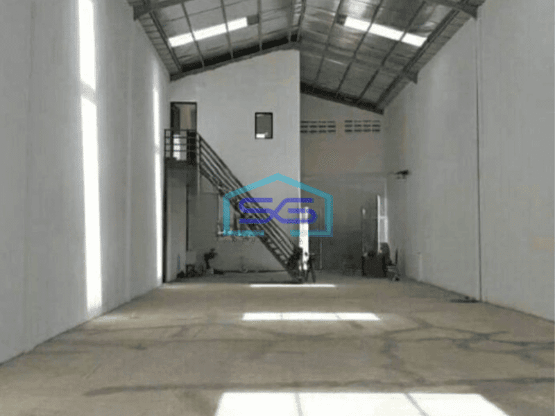 Dijual Gudang Luas Bangunan  300 m² di Kopo Bandung