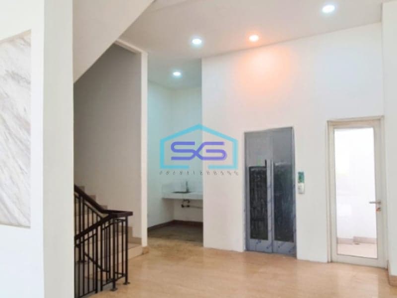 Dijual Ruko 2 Lantai Luas Bangunan 202 m² Lokasi Bebas Banjir di Sukabumi