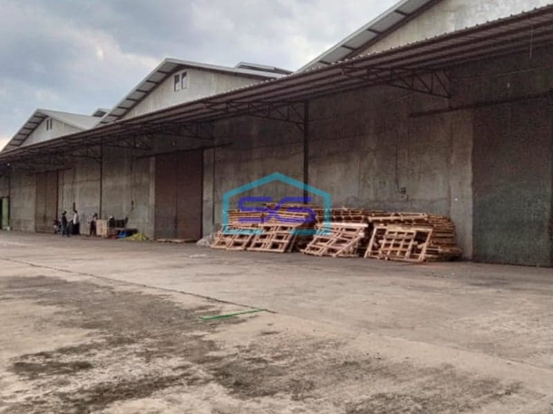 Disewakan Gudang gandeng Siap Pakai dekat Indogrosir Kenten Palembang LT 900m2